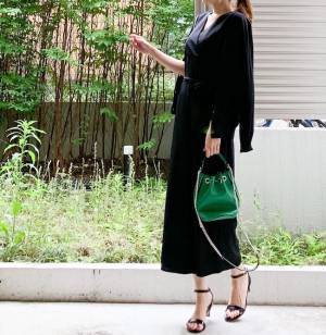 実は名品だらけ♪ユニクロの「オンラインストア限定」アイテムが使える！