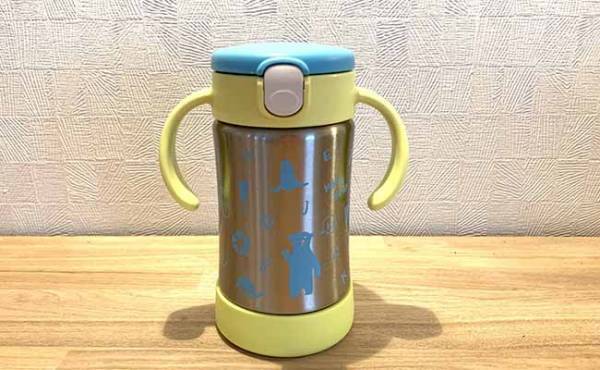 夏のお出かけに便利！リッチェル「トライ 保冷ストローマグ」