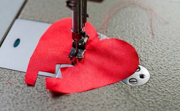 帝王切開で生まれたわが子。はじめは違和感を感じてしまった…【体験談】