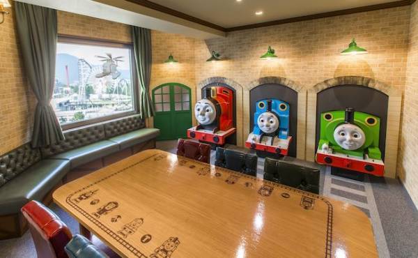 3世代で過ごせる広〜いお部屋が魅力♡超豪華なトーマスのスイートルーム