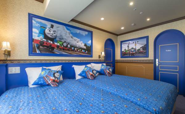 3世代で過ごせる広〜いお部屋が魅力♡超豪華なトーマスのスイートルーム