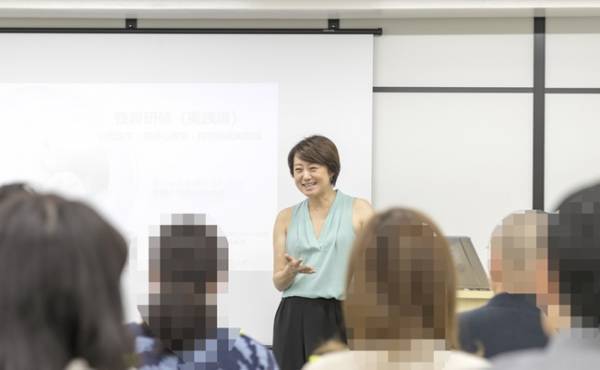 子どもを育てられないママと授からなかった夫婦の出会い【特別養子縁組】