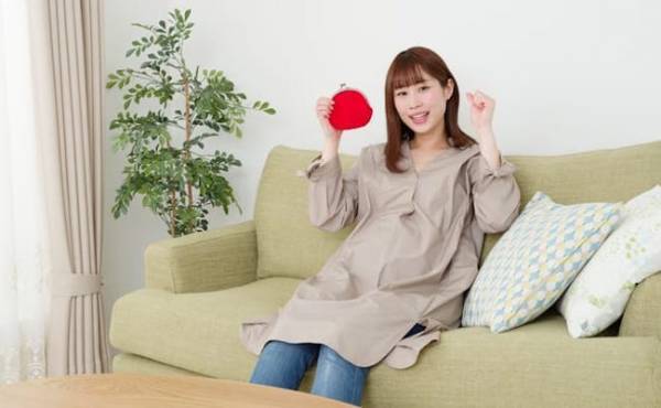 どのくらいもらえるの？ 産前・産後の給与について助産師が回答！