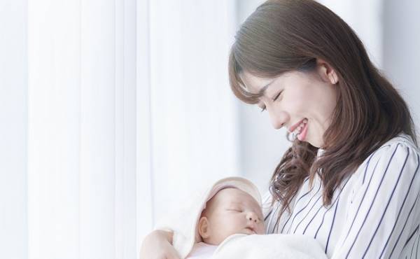 レトロネームが大人気！女の子の名前トレンドランキングTOP10