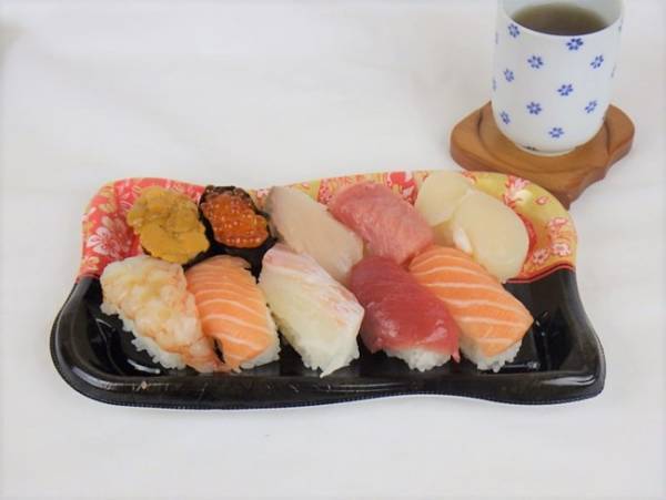 豪華な寿司ネタが集結！コストコの絶品特選寿司がスゴイんです！