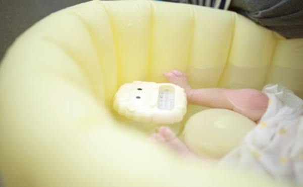 ベビーバスはビニールタイプが良かった！私が感じたメリット・デメリット