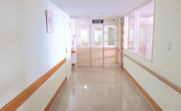 妊娠33週で突然の陣痛が！思いがけず緊急搬送されました【出産体験談】