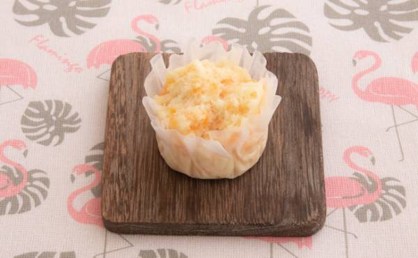 ママも一緒に食べられる！ホケミで簡単！甘うま「にんじん蒸しパン」