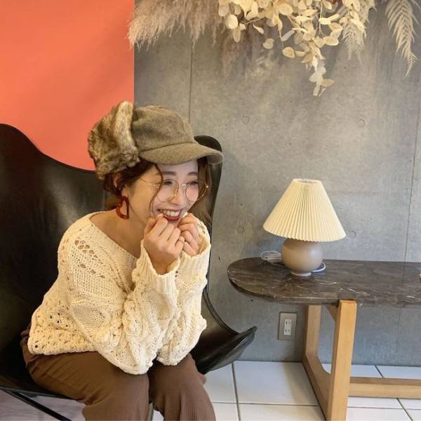 「フライトキャップ」って知ってる？ラフな服装がシャレ見え＆小顔効果も