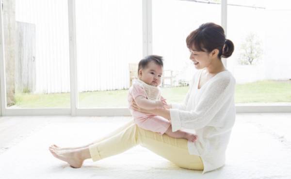 赤ちゃんがねんねのころのお気に入りの「ふれあい遊び」はコレでした！