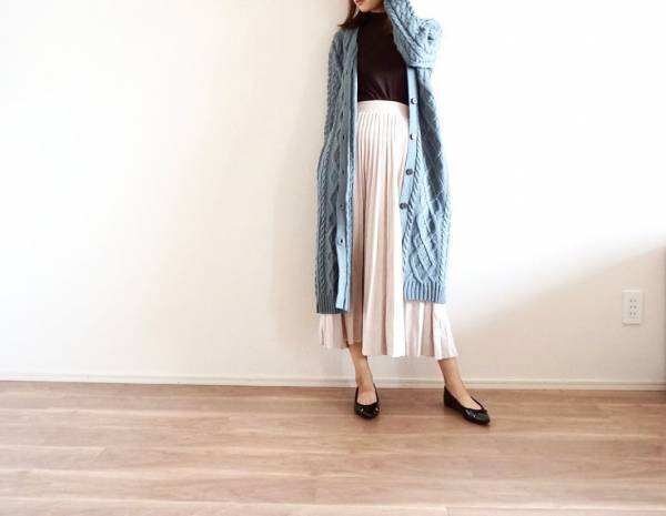 【GU】着ぶくれしない？！「ケーブルニットロングガウン」に注目！