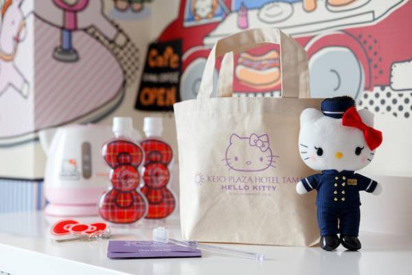 どこに泊まる？ハローキティ、マイメロディ、リトルツインスターズルーム