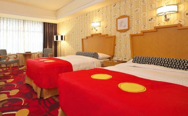 一度は泊まってみたい！初ディズニーは「ミッキーマウスルーム」で♪