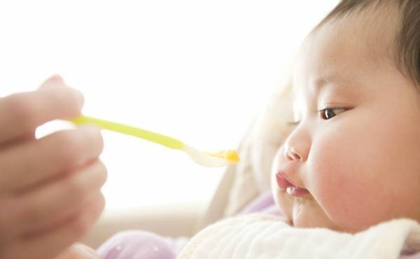 こんなに変わった！今の離乳食の知識【3児ママ小児科医のラクになる育児】