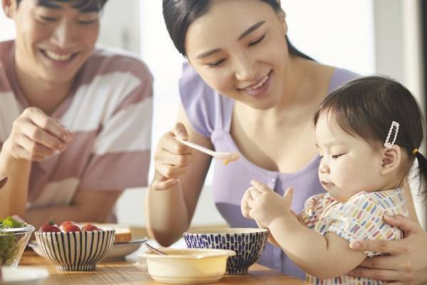 こんなに変わった！今の離乳食の知識【3児ママ小児科医のラクになる育児】