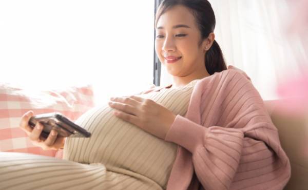 2019年11月に妊娠を発表した芸能人・有名人一覧