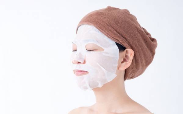 肌年齢－15歳！奇跡の52歳Micacoさんメソッドで脱・オバサン顔