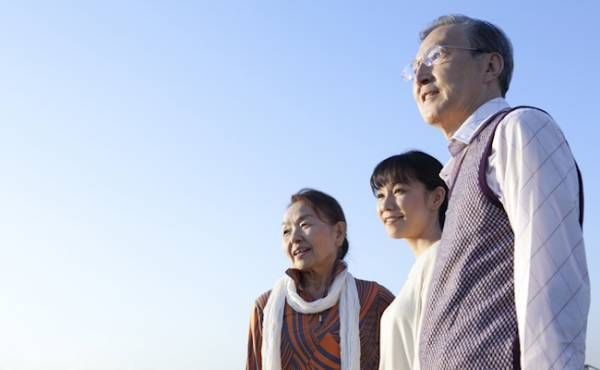 それ、例の不適切な保険かも…？かんぽ生命の不適切な契約問題と対処方法