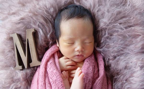 女の子に人気の「美」ネームランキングTOP7【赤ちゃんの名前】