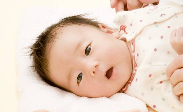 「つむぎ」が急上昇！女の子に人気「濁音ネーム」7選【赤ちゃんの名前】