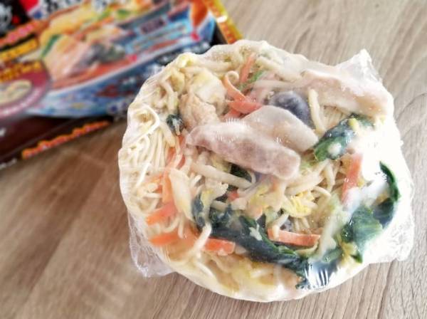 簡単すぎて腰抜かす！うわさの冷凍ラーメンが大ヒット納得の逸品だった！