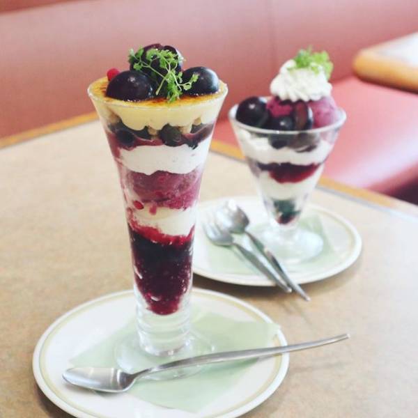 「ファミレス史上最高」とバズったあのパフェの新作がおいしすぎてヤバい