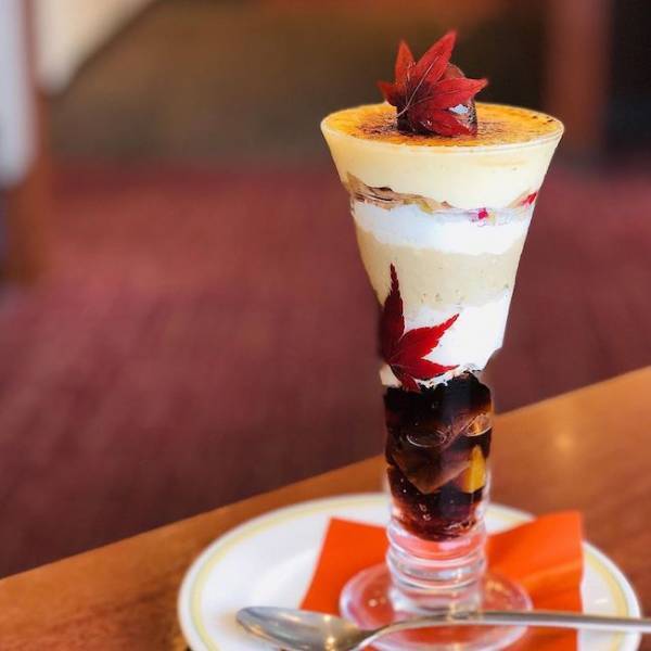 「ファミレス史上最高」とバズったあのパフェの新作がおいしすぎてヤバい