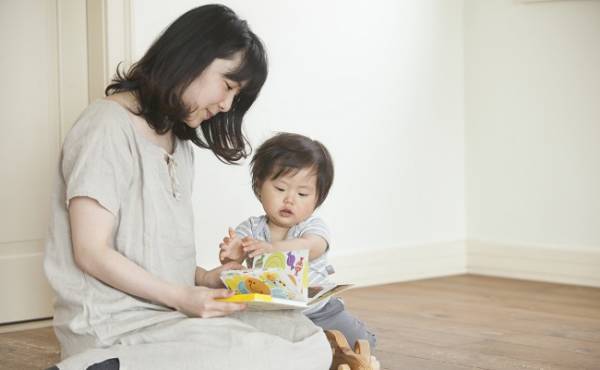 出産祝いにもらった絵本のおかげでお話じょうずになった！【体験談】