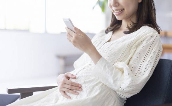 初めての陣痛キタ！役立ったのは先輩ママたちの出産レポでした【体験談】