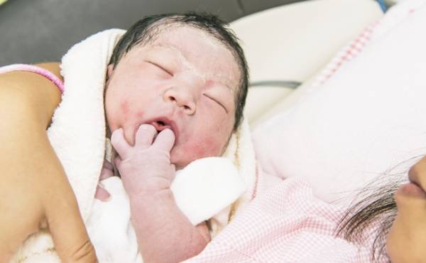 全身かゆい！本当に痛くない？アメリカで無痛分娩したら【出産体験談】