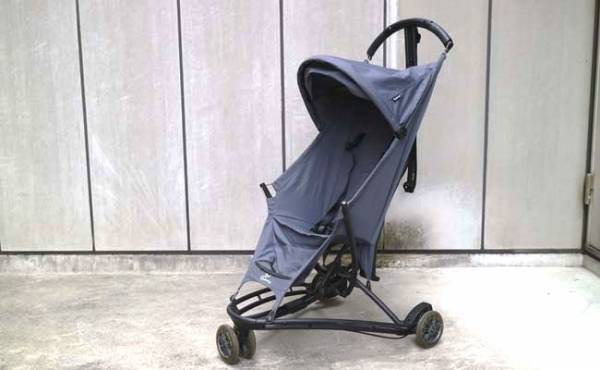 格好良くて持ち運びラク！ B型ベビーカー「クイニージャズ」が◎