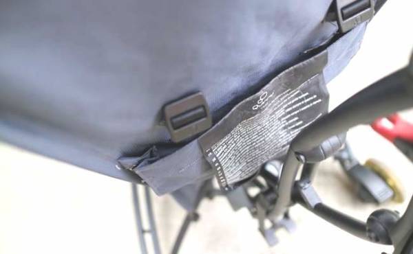 格好良くて持ち運びラク！ B型ベビーカー「クイニージャズ」が◎