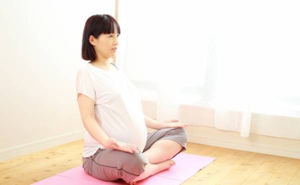 妊婦体操ってなに？いつから始める？方法と注意点を助産師が伝授します！