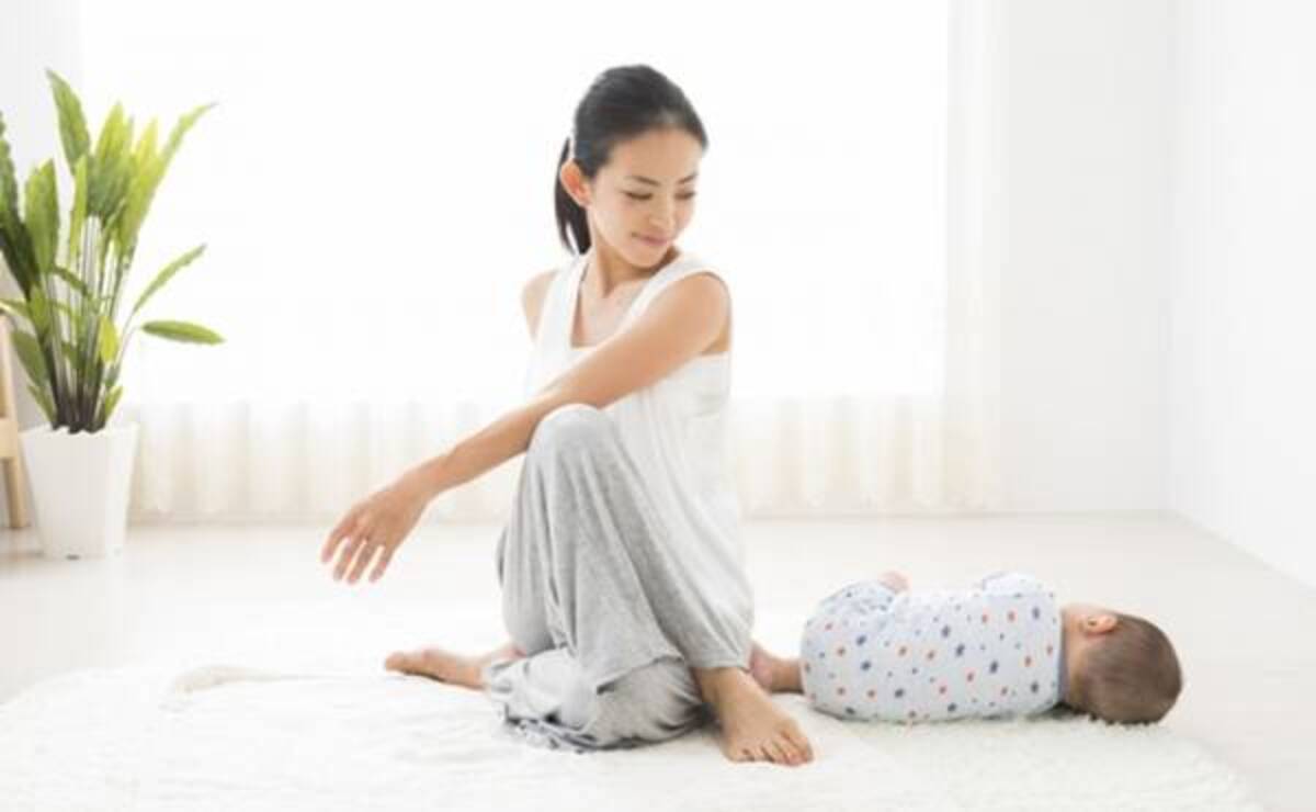 イラストつき 寝ながら簡単にできる産褥体操の方法を専門家が解説 19年8月7日 ウーマンエキサイト 3 3