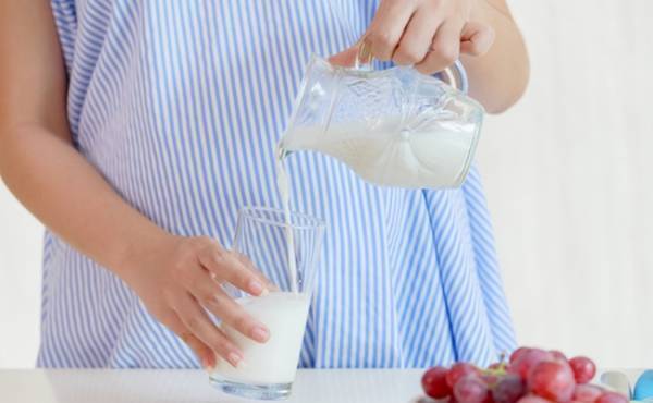 妊娠中、牛乳は飲んでもいい？ 赤ちゃんがアレルギーになる心配は？