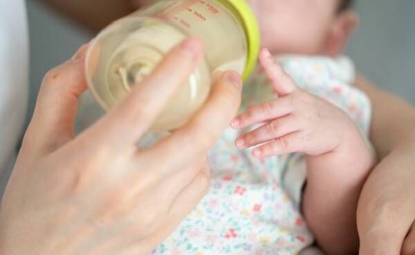 便利なアイツを使い始めたら夜中のミルクがラクになった ラクに楽しく 特集 年12月17日 ウーマンエキサイト 1 2