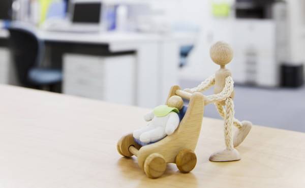 やむを得ず子連れ出勤。上司は「いいよ」と言ってくれたけど…【体験談】