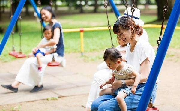 20歳で妊娠出産…ママ友が1人もいない私、先輩のある言葉にハッとした