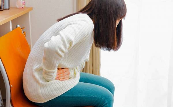 生理痛、生理不順、PMS…病院に行かずそのまま過ごして困ったこと