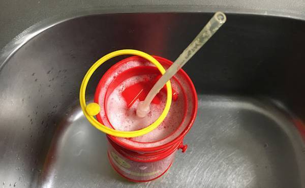 話題のアレで食器洗いを劇的に時短★子どものマグもラクラク洗えた！ 【ラクに楽しく♪特集】