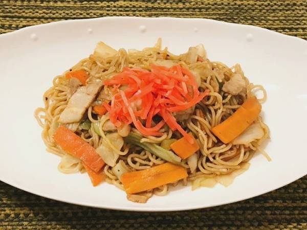 これはヒット商品すぎる！セブンイレブンの「肉入りカット野菜」が超万能