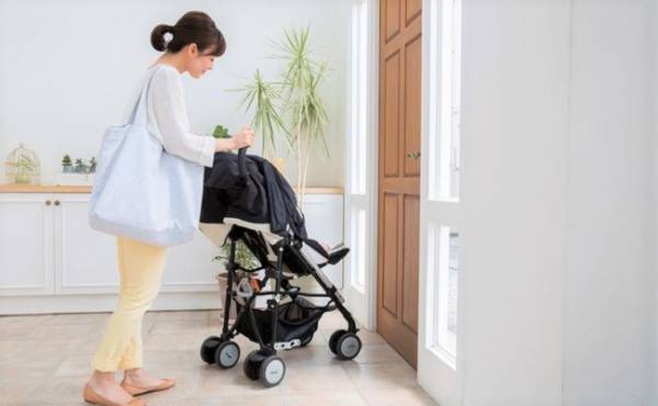 ベビーカーと抱っこひも、どっちで出かける？ ～私の場合～【体験談】