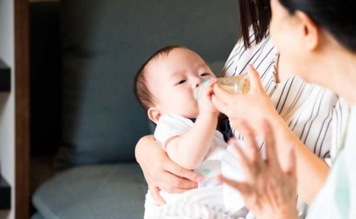 赤ちゃんが母乳や育児用ミルクを飲んでくれないときのチェックポイント 年1月23日 ウーマンエキサイト 1 2