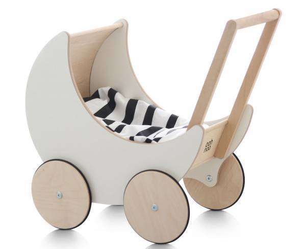 おしゃれでかわいい♡ SNSでも話題のモノトーンの木製手押し車