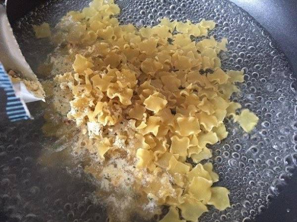 【業務スーパー】リピ確実！下ゆで不要10分でできる本格パスタがすごい