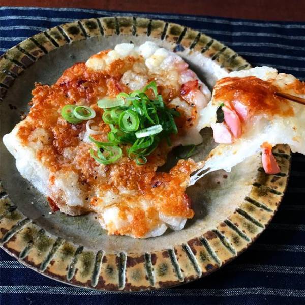 天才！簡単でおいしすぎる山本ゆりさんの「もち×チーズ」レシピ2選