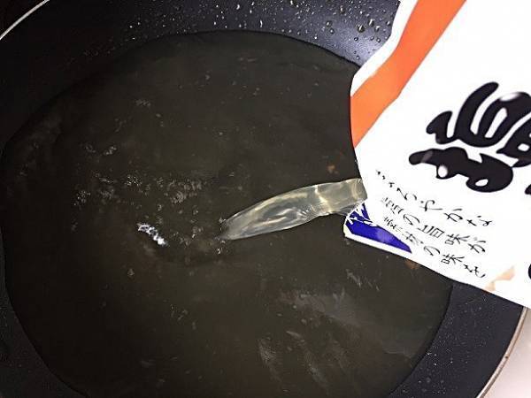 【業務スーパー】1袋77円！？コスパ最強でアレンジも激ウマ鍋の素4選