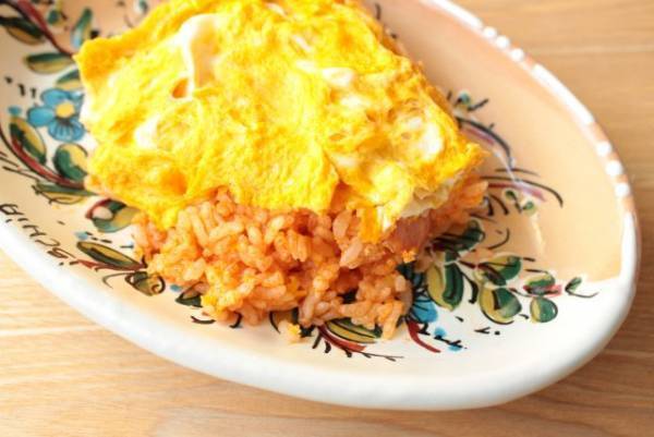 フライパン不使用！絶品オムライスをレンジで作る方法｜つくおき食堂まりえ