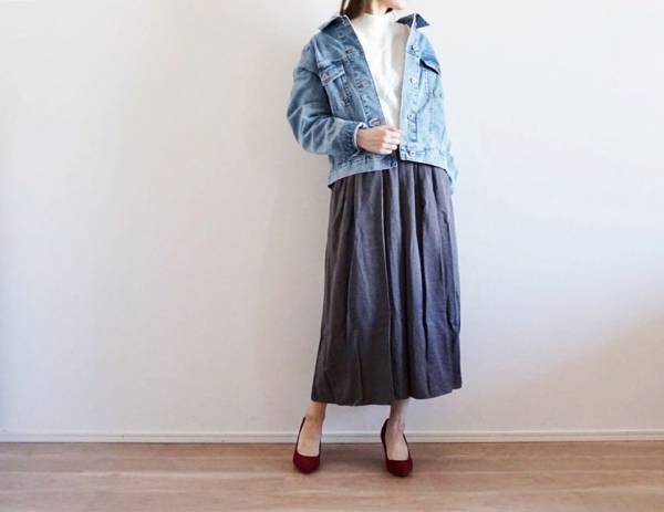 【ユニクロ】シワで悩まない！イロチ買い続出の神スカートを即買いせよ♡