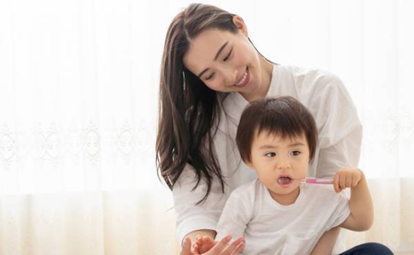 え、念入りにしなくてもいいの？ 赤ちゃんの歯磨きがラクになるコツ【ラクに楽しく♪特集】